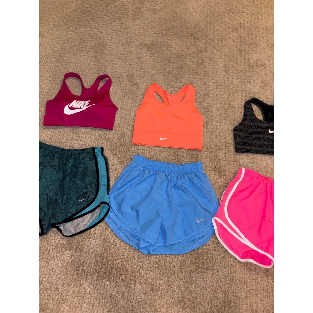 Nike Womens Dri-FIT 6 Piece Activewear Bundle Sports Bras XS Running Shorts S - Picture 4 of 8